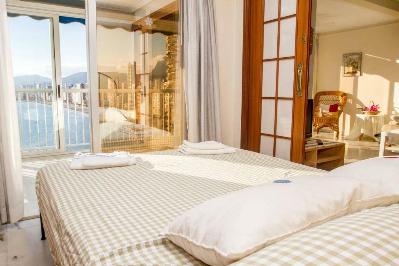 Apartamentos Halcon Benidorm Exteriör bild